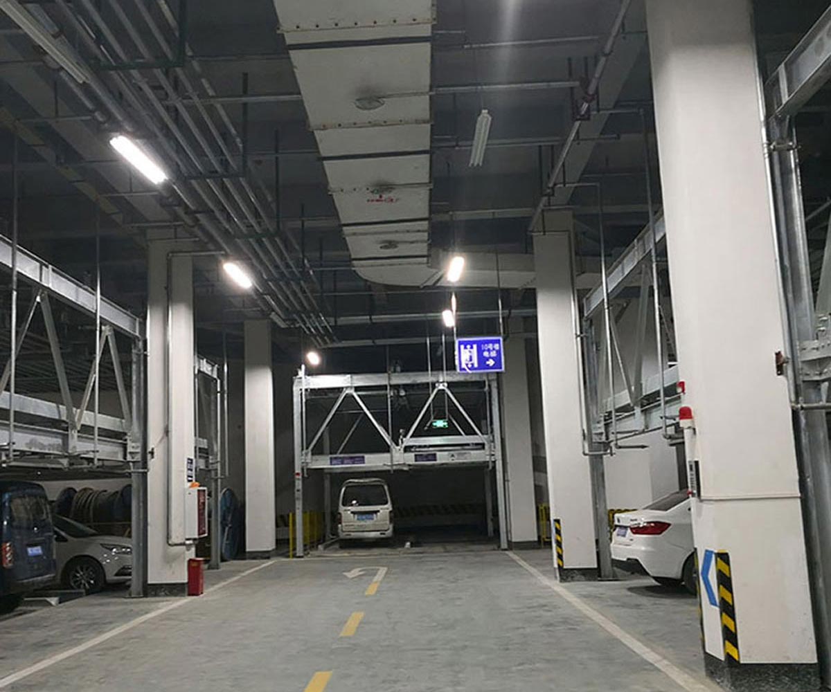 升降式機械麻豆精品在线播放場租賃.jpg